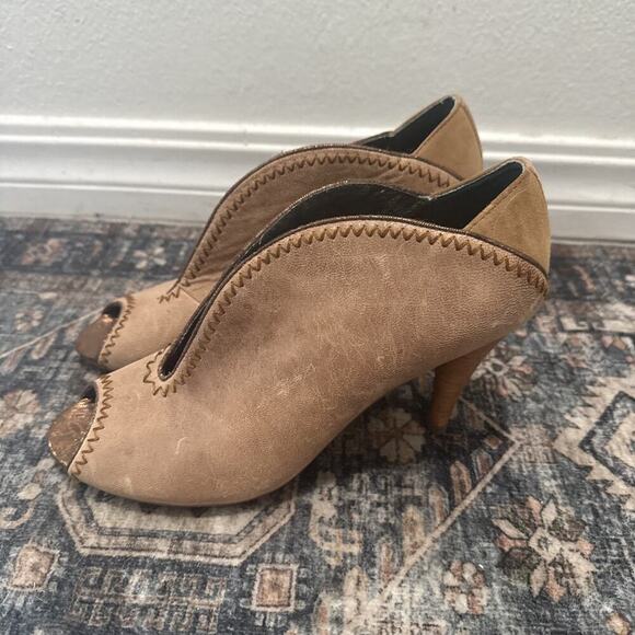 Poetic Licence London Brown Leather shoe boot Vintage Vibe Sandstone 8.5 /39.5 - Picture 3 of 6